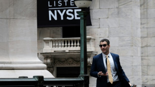 Wall Street ouvre en hausse, rassur&eacute;e par la d&eacute;c&eacute;l&eacute;ration de l'inflation