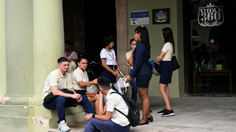 El bloque ALBA acuerda un plan de apoyo energ&eacute;tico para Cuba