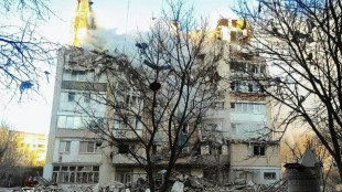 Ukraine: 25 morts dans une frappe russe, vaine tentative diplomatique de Zelensky