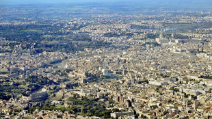 Overtourism, Airbnb chiede a città Ue affrontare 'impatto' hotel