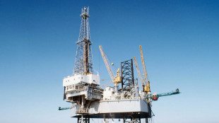 Il petrolio &egrave; in rialzo, Brent a 64,4 dollari al barile