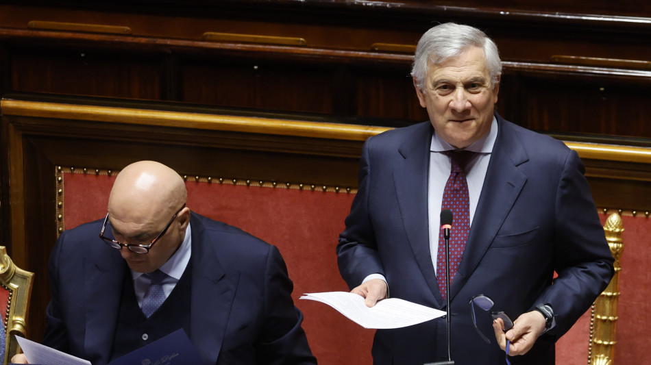 Tajani, 'chiusa temporaneamente l'ambasciata a Teheran, trasferiti a Baku'