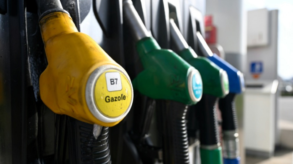 Le p&eacute;trole bondit apr&egrave;s les attaques d'infrastructures &eacute;nerg&eacute;tiques, repli des Bourses en Asie