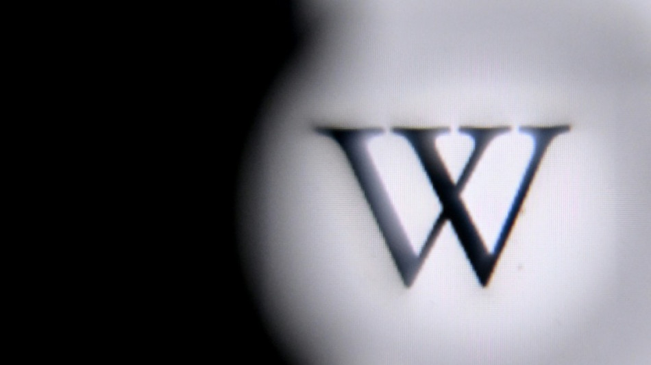 Musk lança 'Grokipedia' para competir com Wikipédia