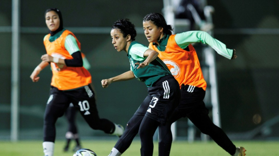 Las mujeres buscan su protagonismo en el pujante f&uacute;tbol saudita