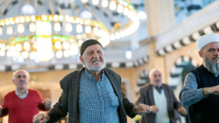 A Istanbul, des mosqu&eacute;es convertissent leurs fid&egrave;les au sport