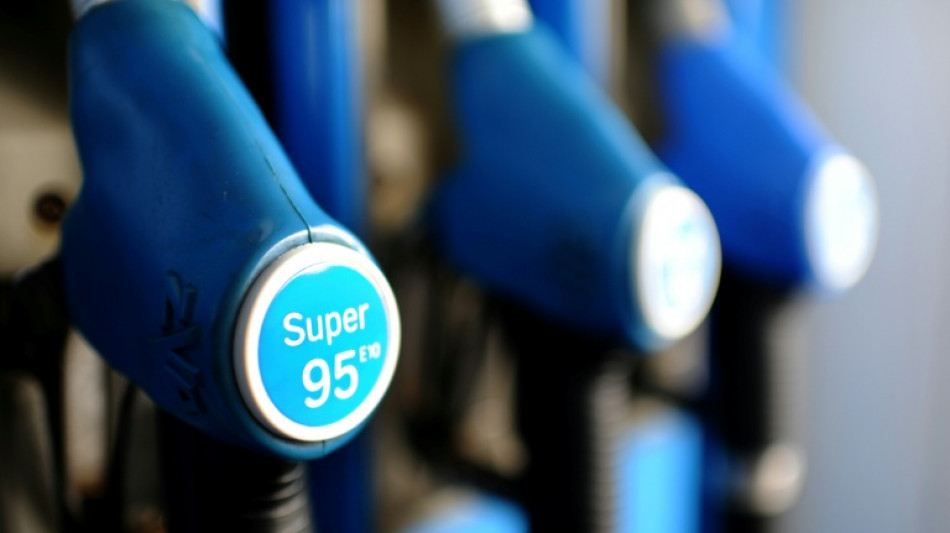 Ministerpr&auml;sidenten dr&auml;ngen auf sch&auml;rfere Ma&szlig;nahmen gegen hohe Spritpreise