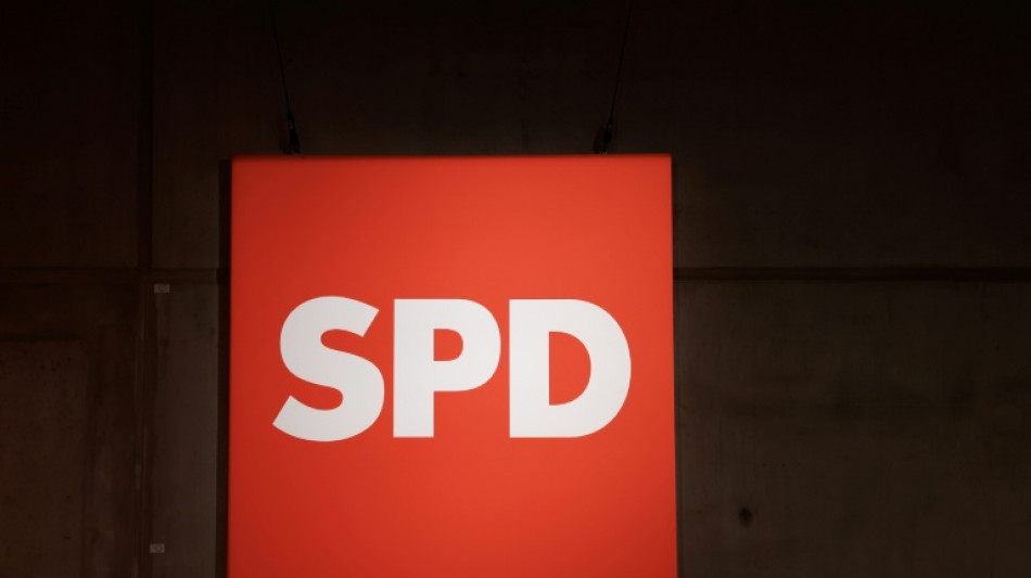 Bayerische SPD hat wieder Doppelspitze - Roloff zu Kovorsitzendem gewählt