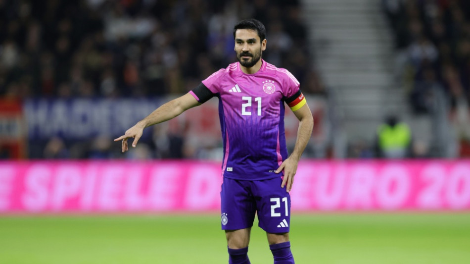 G&uuml;ndogan gratuliert Jugendverein Bochum: "Was ein Comeback"