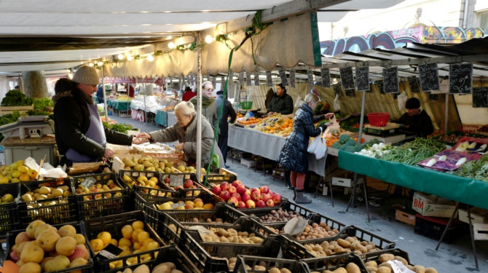 Baisse de consommation, fermeture de magasins: appel &agrave; la "mobilisation g&eacute;n&eacute;rale" pour le bio
