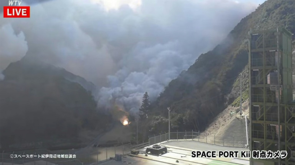 Foguete espacial de empresa privada japonesa explode segundos ap&oacute;s o lan&ccedil;amento