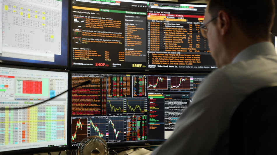 Lo spread tra Btp e Bund vola a 101 punti