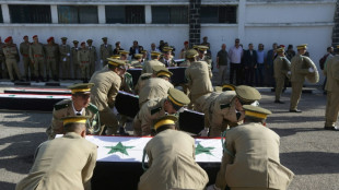 M&aacute;s de 110 muertos en un ataque contra una academia militar en Siria