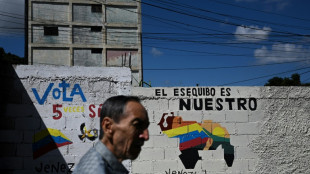CIJ ordena que Venezuela 'se abstenha' de a&ccedil;&otilde;es que ameacem status quo com Guiana