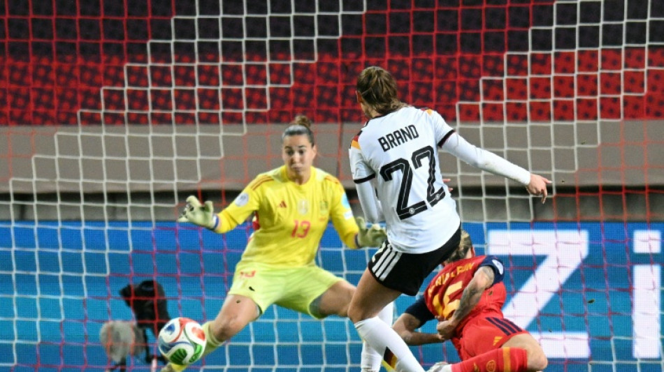 Coll saca con vida a España de su visita a Alemania en la final de ida de la Nations femenina
