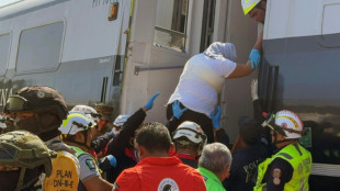 Presidente do M&eacute;xico visitar&aacute; feridos de acidente ferrovi&aacute;rio que deixou 13 mortos