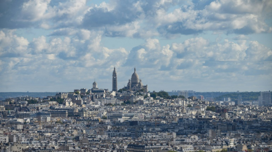 A Paris, l'h&eacute;morragie de la population agite le d&eacute;bat 
