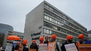 Angleterre: nouvelle grève de cinq jours de médecins