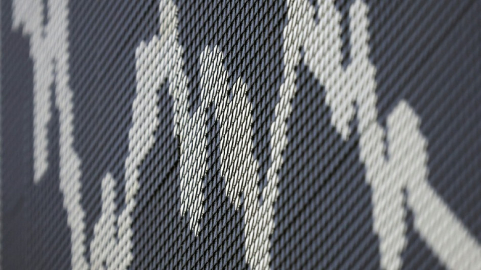 Asian stocks suffer fresh rout as rollercoaster week draws to close