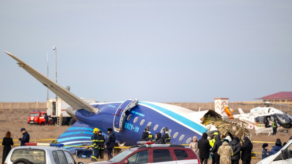Moscou met en garde contre les "hypoth&egrave;ses" sur le crash d'un avion au Kazakhstan