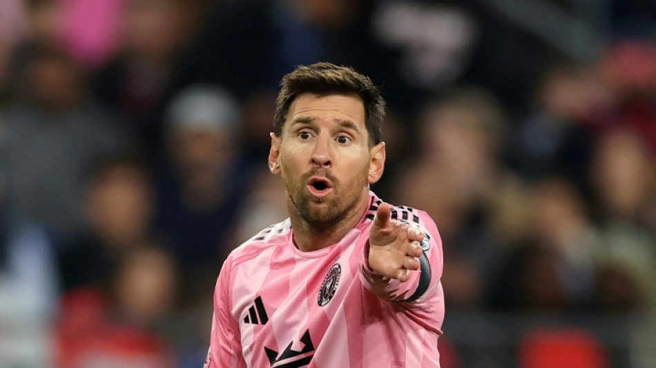 Com quase 900 gols, Messi "&eacute; muito mais do que estat&iacute;sticas", diz Mascherano