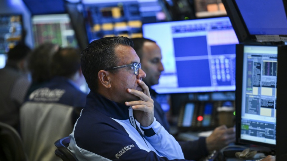 Wall Street termine sans direction claire, chahutée par des données économiques