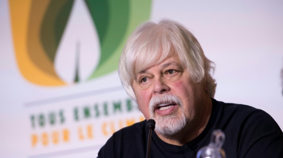 Le d&eacute;fenseur des baleines Paul Watson devant la justice au Groenland sur sa d&eacute;tention