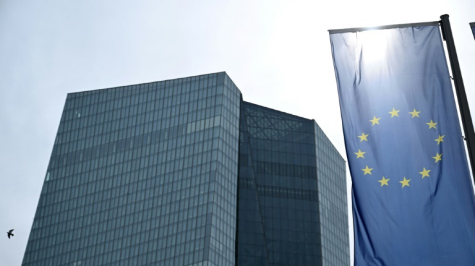 Zona do euro sai da recess&atilde;o e mant&eacute;m infla&ccedil;&atilde;o sob controle