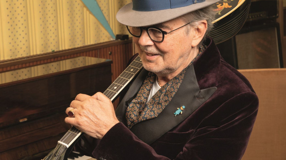 Mauro Pagani canta Cr&ecirc;uza de m&auml; l'album scritto con De Andr&egrave;