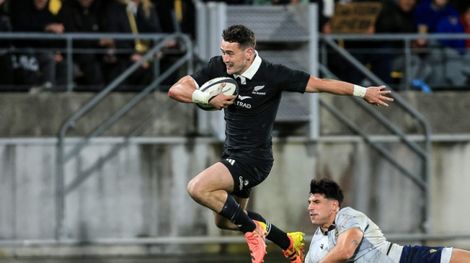 Jordan breaks All Blacks try record in 47-17 rout of Italy