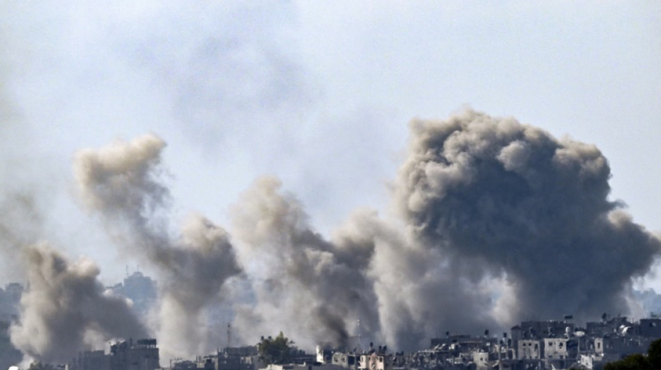 Israel prepara ofensiva terrestre en Gaza donde sigue evacuaci&oacute;n en el norte