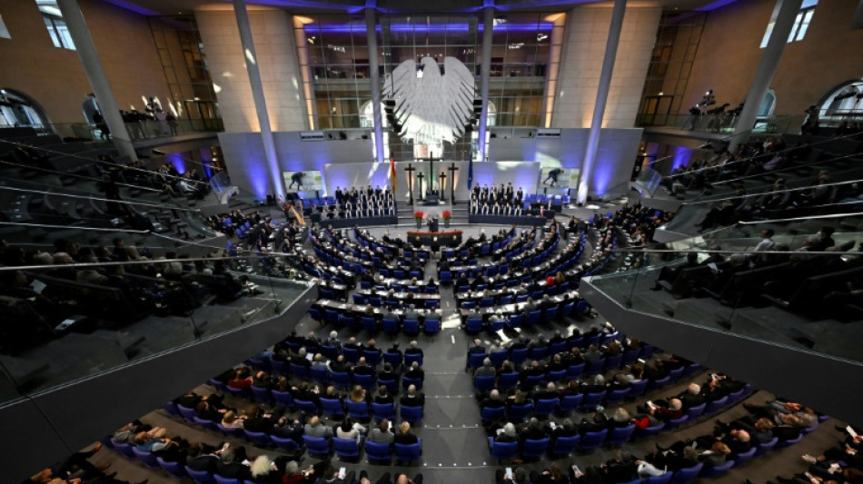 "Ampel" und Union liefern sich im Bundestag Schlagabtausch &uuml;ber Einb&uuml;rgerung
