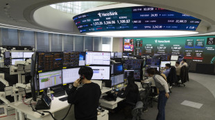 Borsa: l'Asia chiude positiva, ottimismo per colloqui Usa e Iran