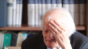 Su sparizione guanto killer Mattarella spunta nome Contrada