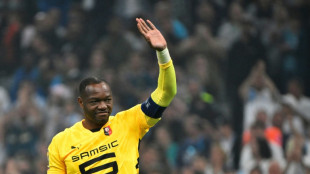 Foot: "Il Fenomeno" Mandanda tire sa révérence