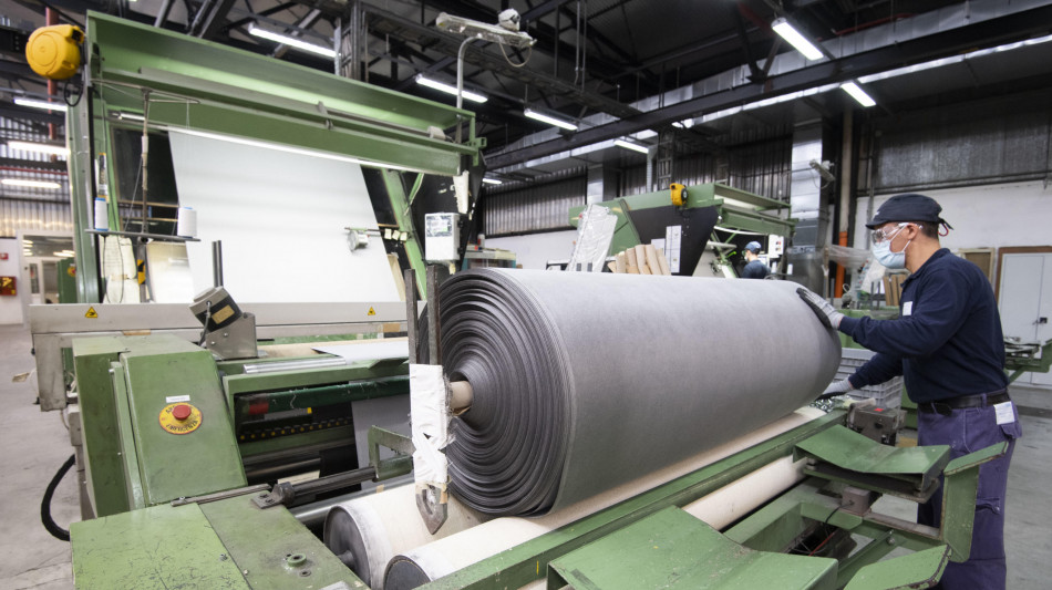Istat, produzione industriale aprile +1,0% mese, +0,3% anno