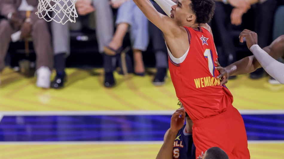 Basket: Nba al via, Wembanyama fa 40 punti