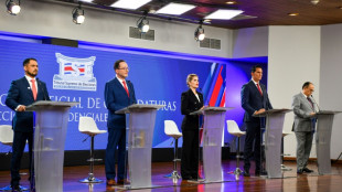 Una entusiasta de Bukele lidera una variopinta oferta de candidatos en Costa Rica