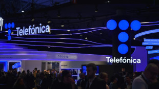 Telef&oacute;nica ofrece casi 2.000 millones de euros para tomar el control total de su filial alemana