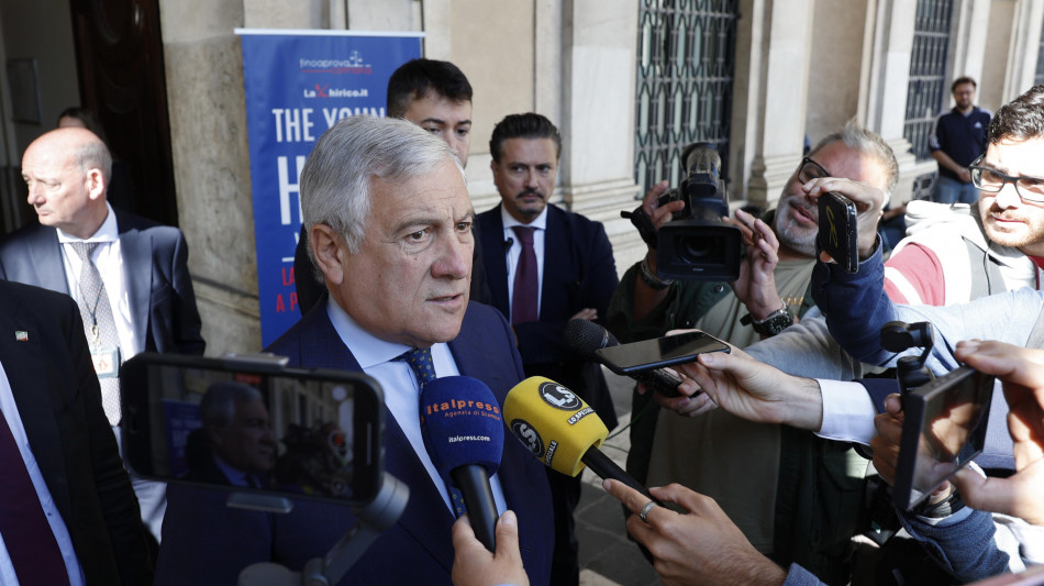 Tajani, ho chiesto di non usare violenza con la Flotilla