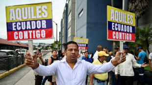 Prefeito e presidente de clube de futebol s&atilde;o presos por suspeita de corrup&ccedil;&atilde;o no Equador