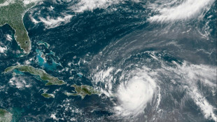 El huracán Erin amenaza con volver a intensificarse al acercarse a Bahamas