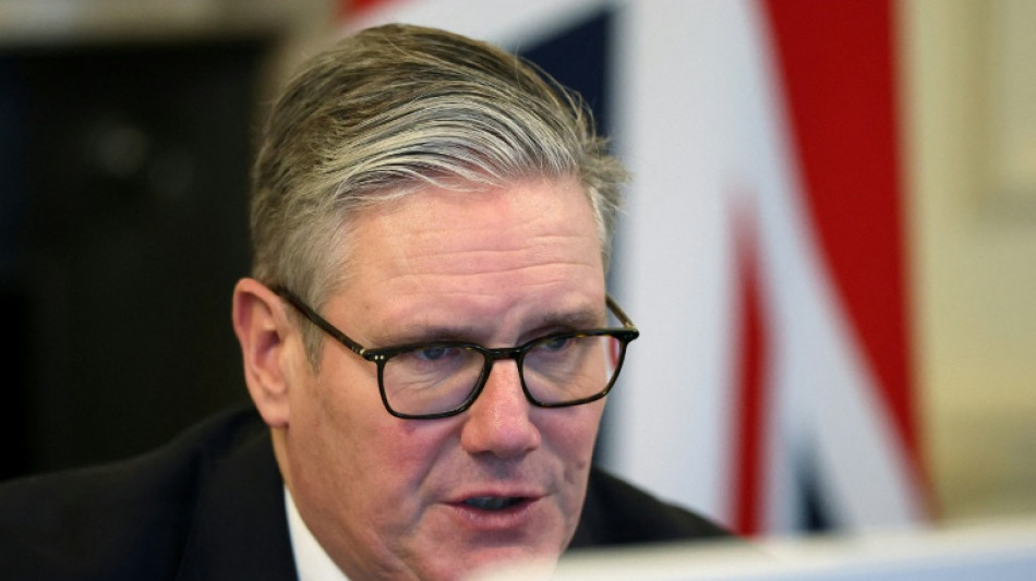 Budget britannique: Londres poursuit ses hausses d'impôts pour rassurer les marchés