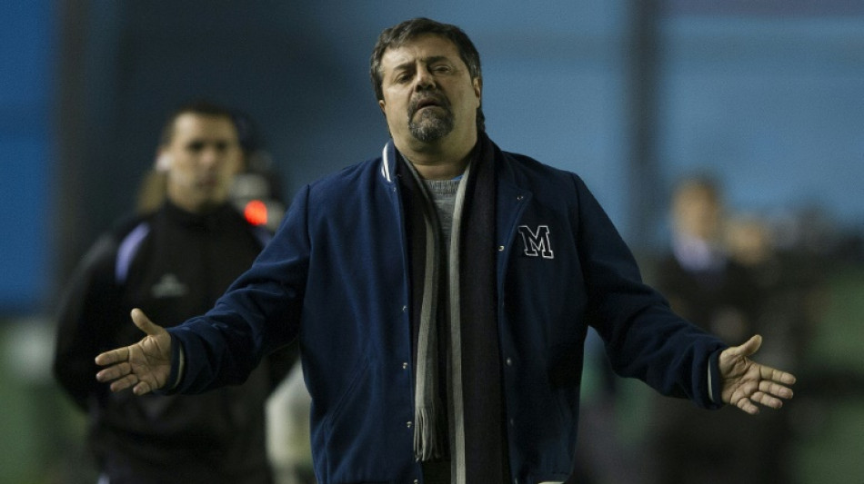 Federa&ccedil;&atilde;o uruguaia condena insultos racistas de t&eacute;cnico argentino