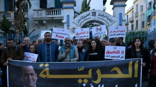 Depuis sa prison, le journaliste franco-tunisien Mourad Zeghidi adresse une lettre ouverte au pr&eacute;sident Saied
