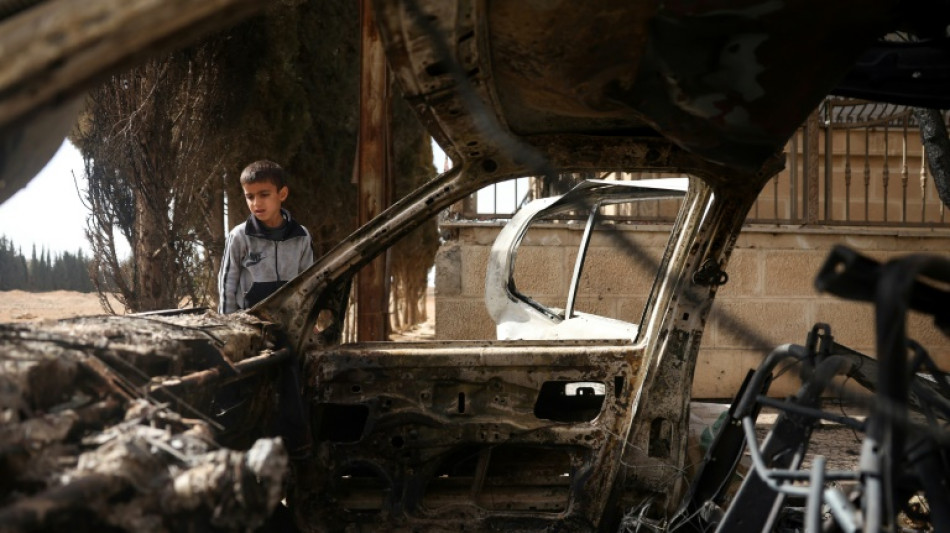 Israël bombarde près du palais du président syrien accusé de "génocide" des Druzes