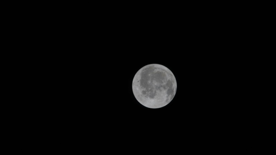 Artemis astronauts to study the Moon's surface using mainly their eyes