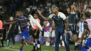 JO: la finale du foot &agrave; port&eacute;e de main, Duplantis attendu tr&egrave;s haut