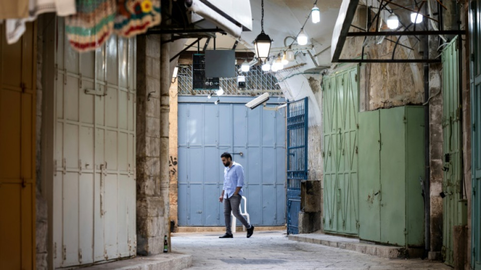 La Ciudad Vieja de Jerusal&eacute;n se apaga a ra&iacute;z de la guerra