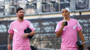 Messi e Suárez se tornam sócios em projeto de clube que disputará 4ª divisão uruguaia